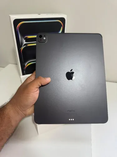 iPad Pro M4 13" 512GB Wi-Fi Semi-novo / pronta entrega