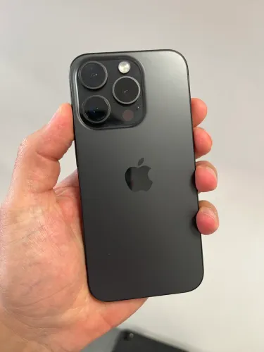iPhone 15 pro novinho
