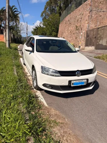 Volkswagen Jetta Highline 2.0 TSI 16V 4P Tiptronic 2014