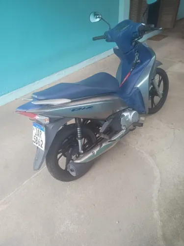 Honda Biz 125 2021