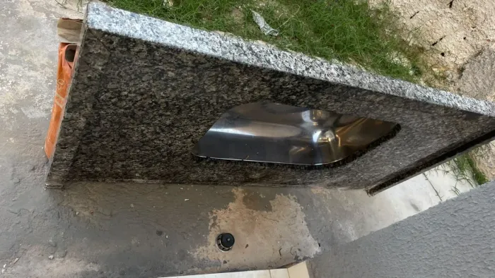 Bancada de granito 120x0,61 com cuba