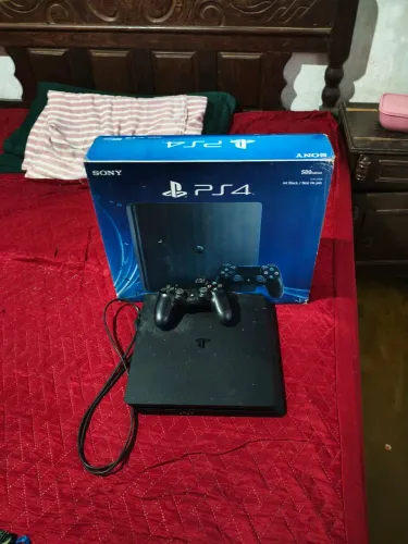 PlayStation 4 500GB ? Completo, caixa original e 1 controle