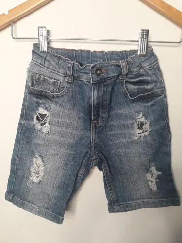 Shorts Jeans Destroyed Infantil - PUC 4/5 anos