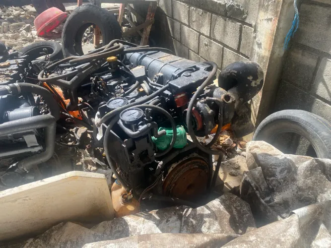 Motor mercruiser 6cc