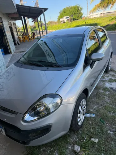Fiat Punto Attractive 1.4 Fire Flex 8V 5P 2013