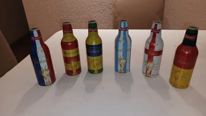 Garrafas Colecionáveis Budweiser Copa 2022