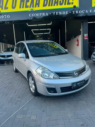 Nissan Tiida S 1.8/1.8 Flex 16V Mec. 2013