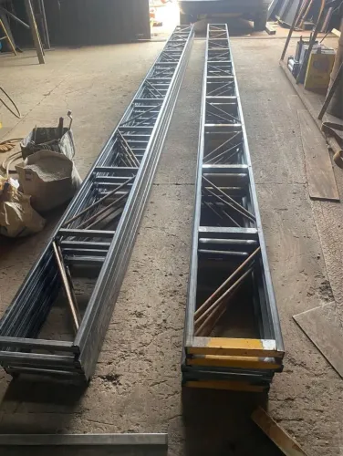 Treliças para cobertura leve. 6M