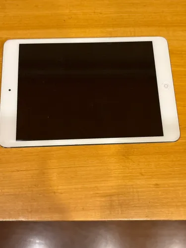 MINI IPAD APPLE