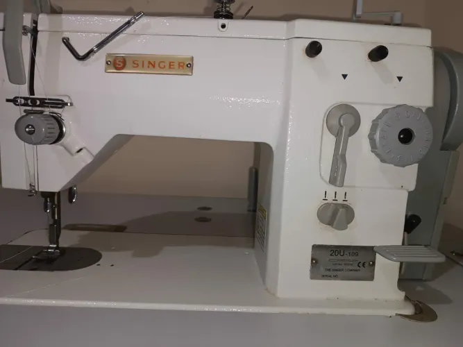 Máquina Singer 20 U