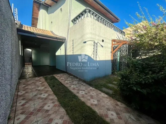 Sobrado 5 quartos, 3 suítes, 3 vagas e edícula na Vila Carrão