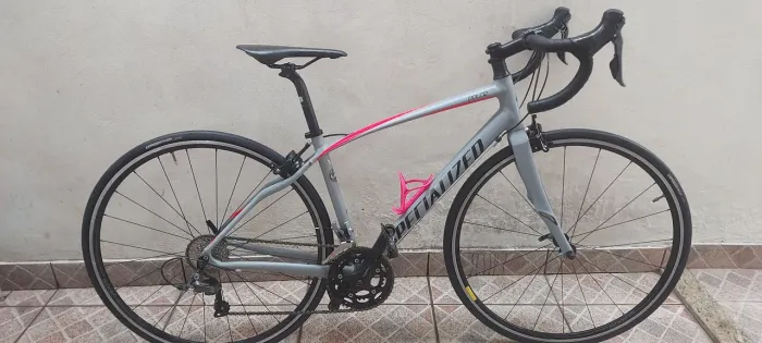 Bicicleta SPECIALIZED DOLCE