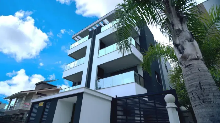 Apartamento para venda tem 73 metros quadrados em Palmas - Governador Celso Ramos - Santa