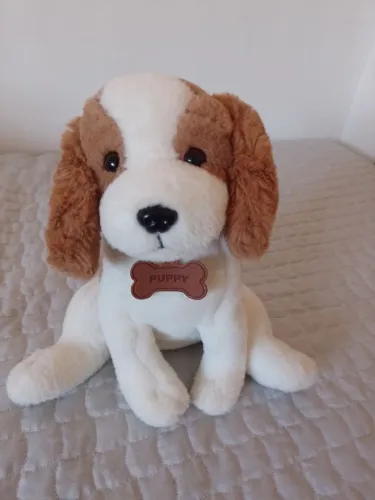 Cachorro de pelúcia