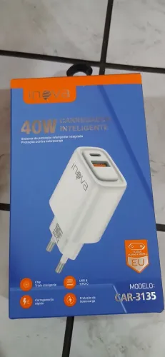 Fonte de carregador de celular 40w - 1 porta usb + 1 porta tipo-C<br>