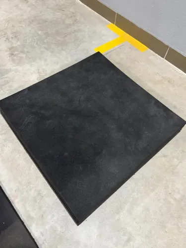 Piso emborrachado pra academia
