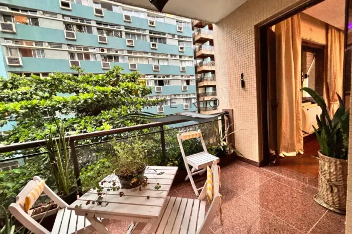 Apartamento para Venda em Rio de Janeiro, Copacabana, 3 dormitórios, 3 suítes, 5 banheiros