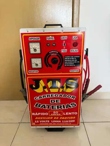 Carregador de baterias 50AMPER