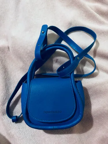 mini bolsinha de lado ou de mão 