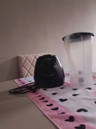 Liquidificador ultra potência 550w semi novo vendo ,em ótimo estado 127 V valor 70,00R$