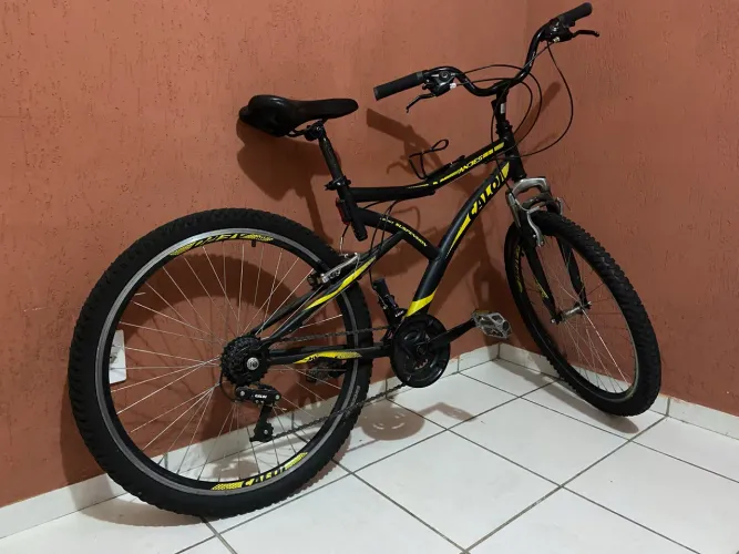 Bicicleta aro 26 Caloi