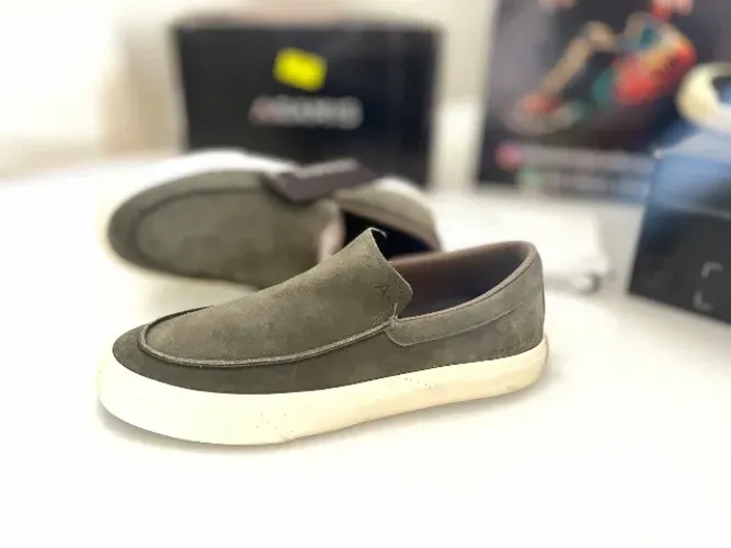 tênis Aramis casual Mocassim | (41 - 27 cm) novo preço promocional