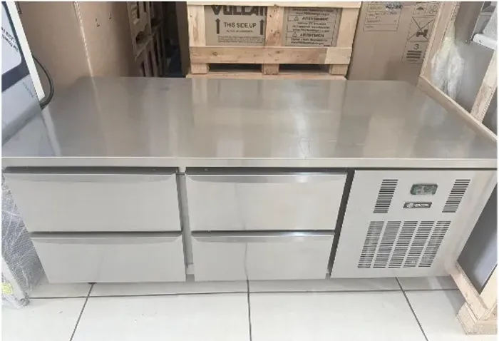 Balcao Refrigerado Macom 4 gavetas