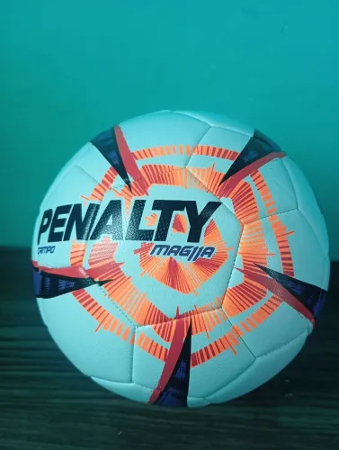 Bola de futebol Penalty magia