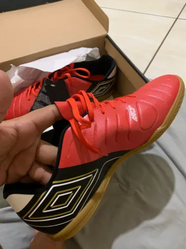 Chuteira UMBRO ORIGINAL NOVA N°41