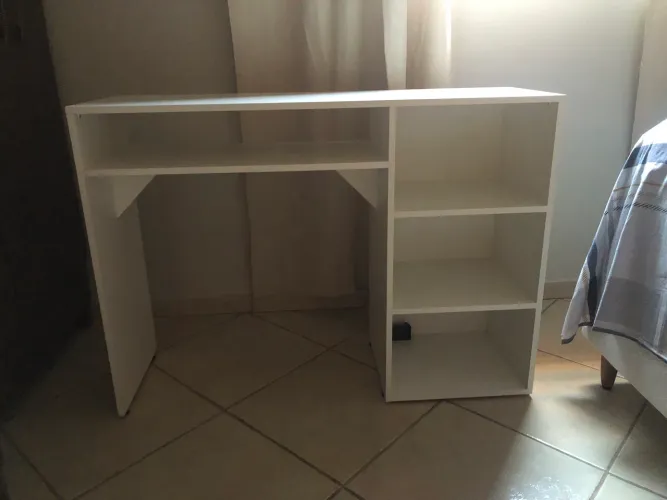 Mesinha e expositor