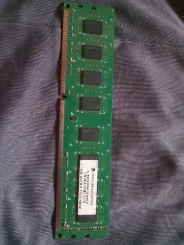 Memória RAM DDR3,4 GB Funcionando