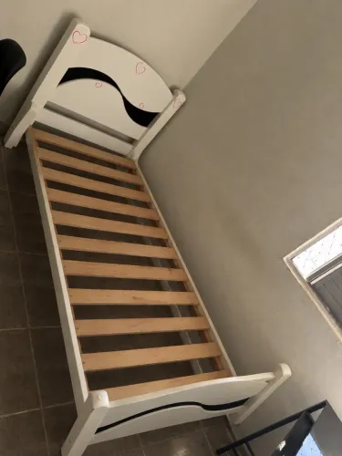 Cama Solteiro