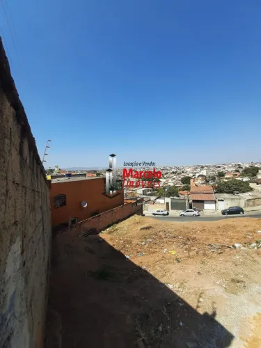 Lote / Terreno à venda em Contagem