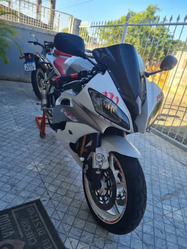 Yzf r6 2009 ( somente venda )