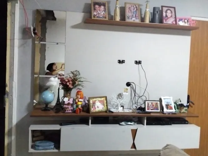 Vendo painel para tv de até 55 polegada