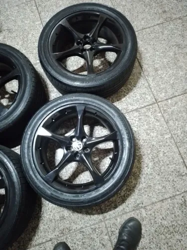 Rodas e pneus 17