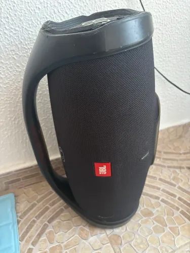 Caixa de Som JBL Boombox Bluetooth - Funcionando Perfeitamente