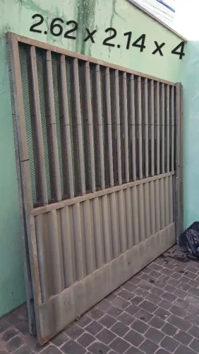 Portão Residencial usado em boas condições