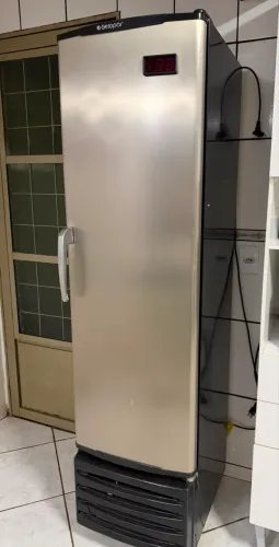 Cervejeira Gelopar (motor Novo)