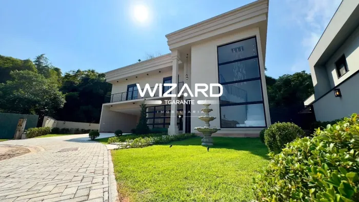 Casa de condomínio de Alto Padrão à venda em Atibaia