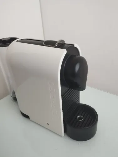 Cafeteira Nespresso U Automática Branca [110V ou 220V] - Venda Rápida