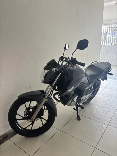 Moto Fan 160, vendo.