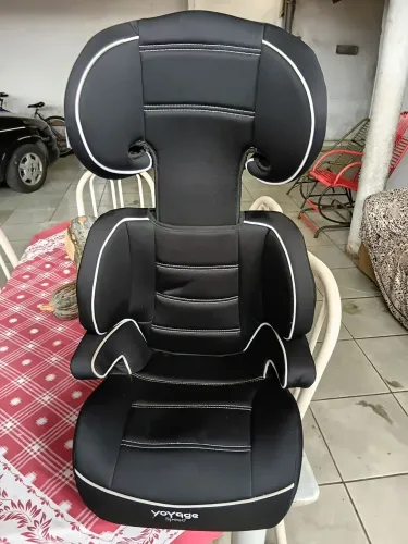 Cadeira pra Auto Preta Usada 15 a 36 kg