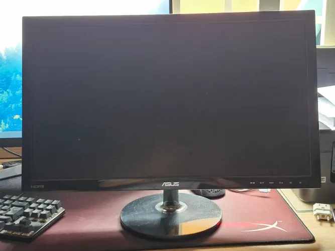 Monitor Asus 24" Full HD