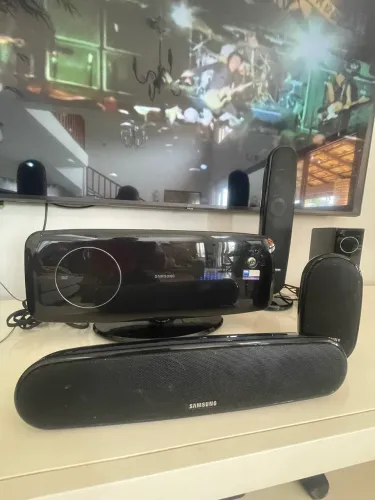 Home theater Samsung xq 100 e caixas de som