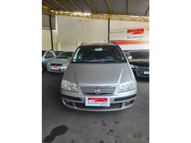 Fiat Idea ELX 1.4 MPI Fire Flex 8V 5P 2010