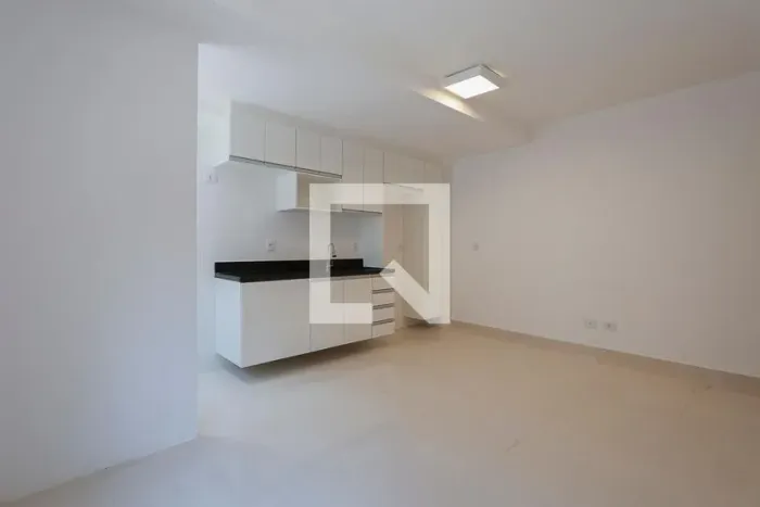Apartamento à Venda - Água Fria, 2 Quartos, 45 m2