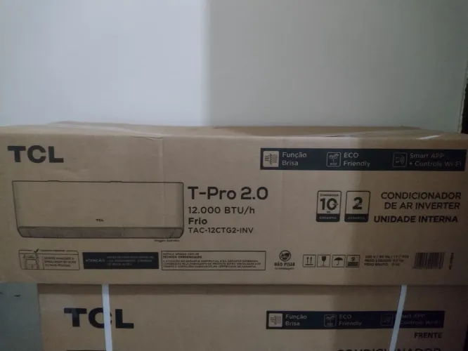 Ar condicionado TCL inverter 1,600 reais novo na caixa.. nunca usado