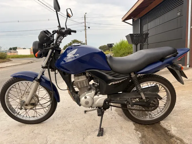 Vendo CG 125 fan ES ano 2010