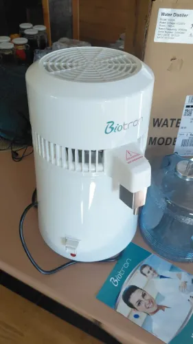 Destilador de água Biotron
